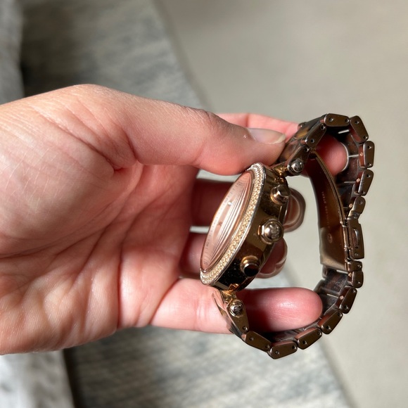 Michael Kors Rose Gold and Tortoise Resin Women’s Watch GUC - Picture 2 of 6